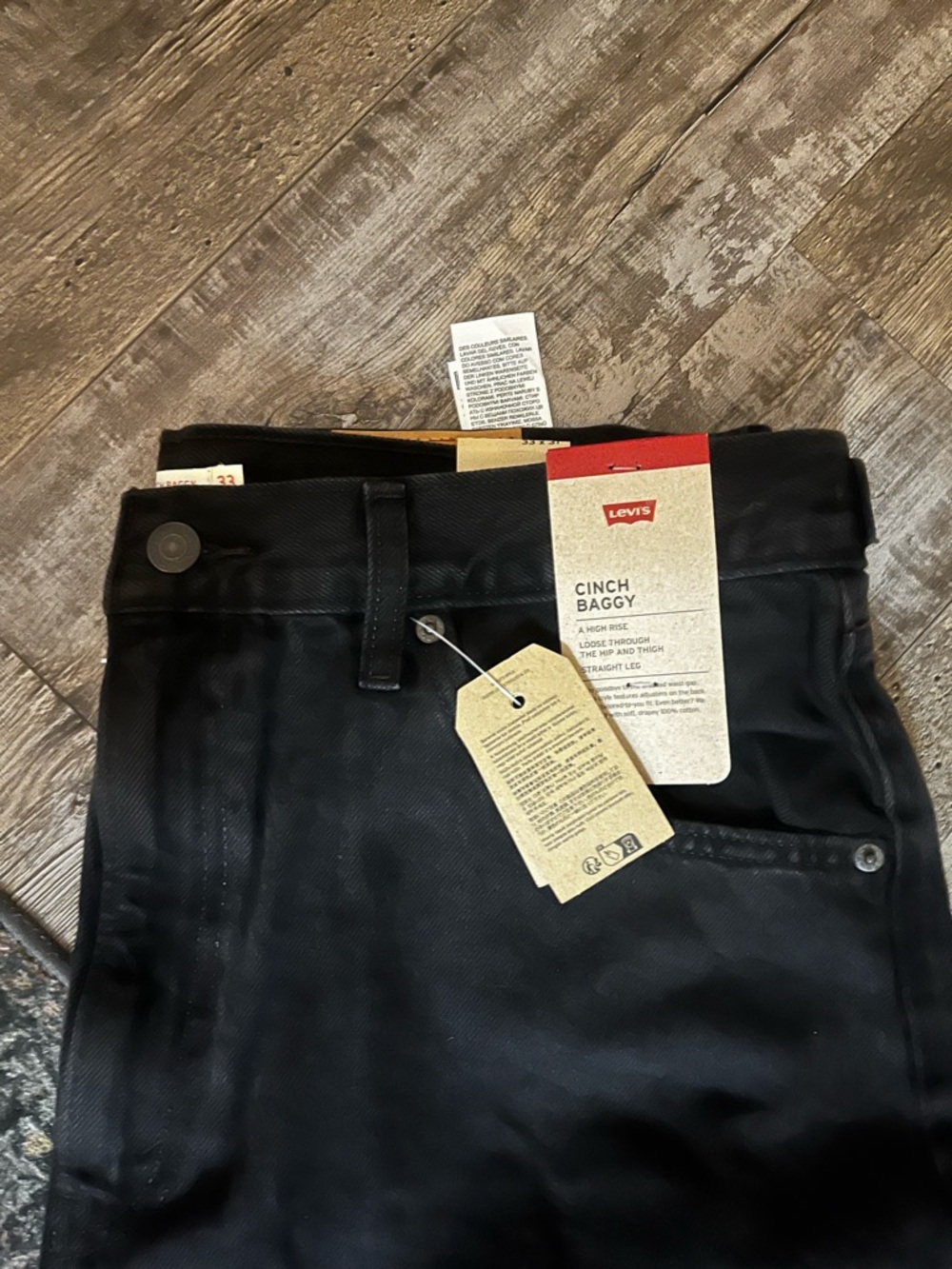 Levi's Women’s Cinch Black baggy Jeans - Picture 2 of 3